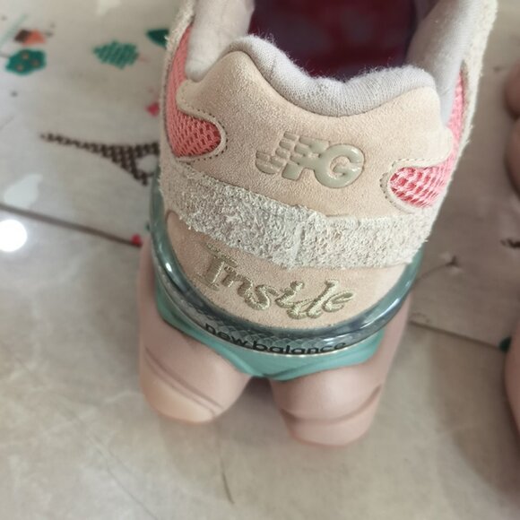 Beige Pink New Balance NB 9060 Sneakers - Picture 3 of 9